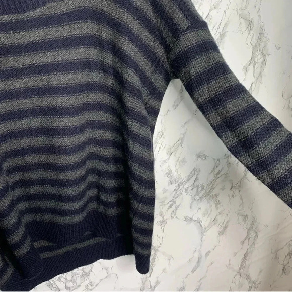 Vince Wool & Camel Blend Slouchy Knit Sweater - Picture 5 of 10